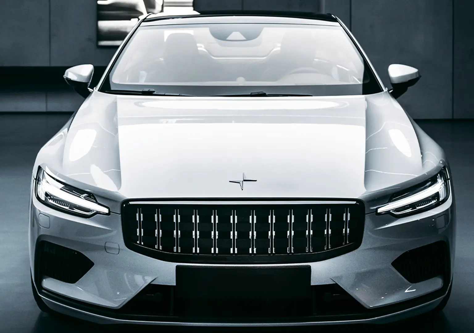 Ceramic Coatings vs. Paint Sealant: Which One is Right for You?