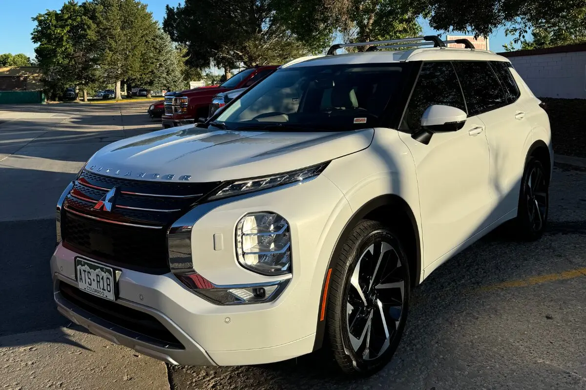 Top 5 benefits of window tinting before the summer heat kicks in