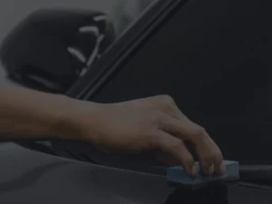 how much does it cost to vinyl wrap a car